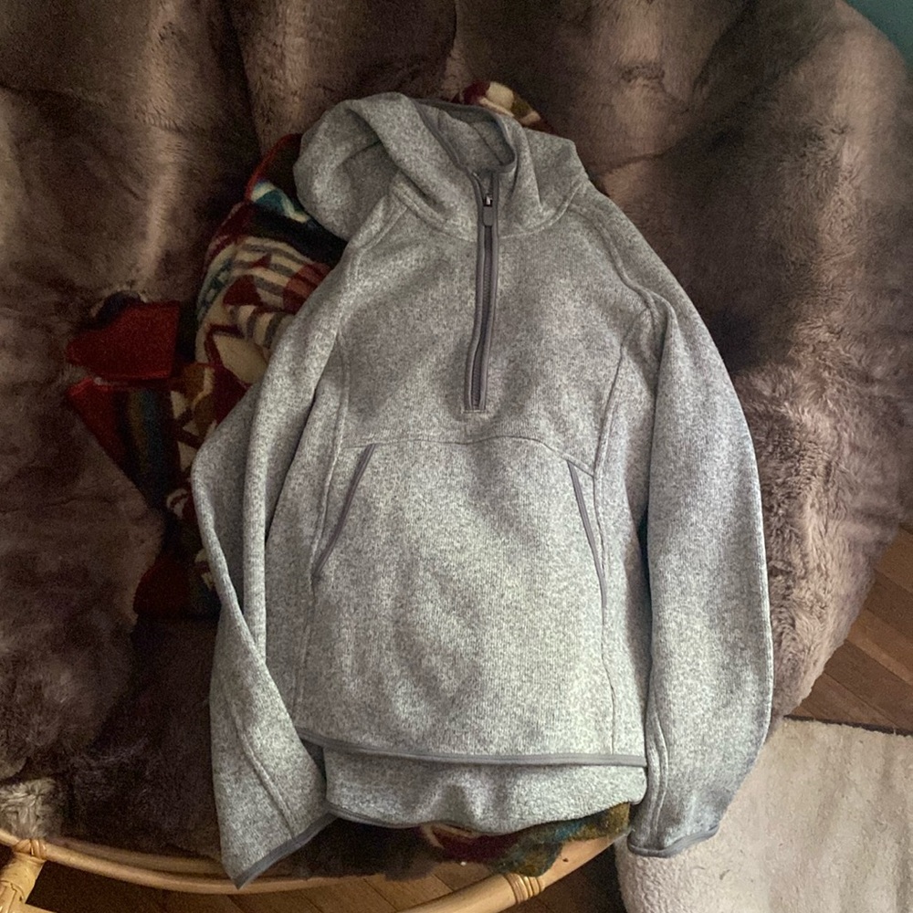 Lululemon gray warm hooded pullover with kangaroo pocket size 4/small